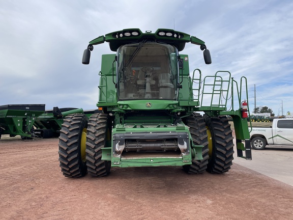 2021 John Deere S760 Combine