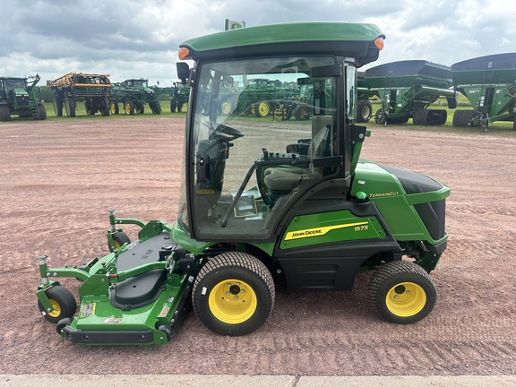 2025 John Deere 1575 Mower/Front Deck