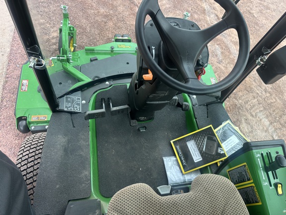 2025 John Deere 1575 Mower/Front Deck