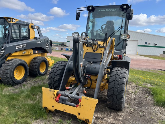 2024 John Deere 244 P Compact Utility Loader