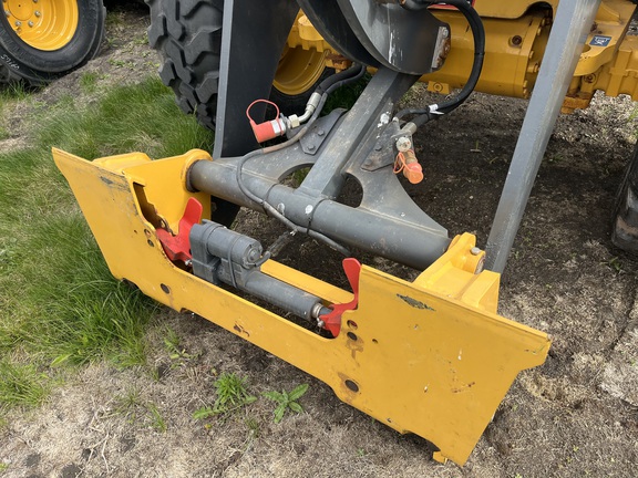 2024 John Deere 244 P Compact Utility Loader