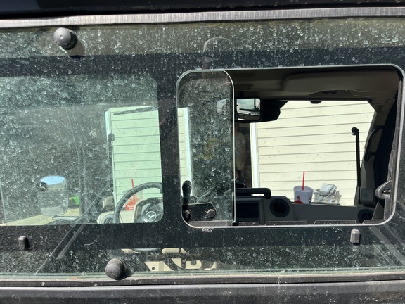 2024 John Deere XUV 835R ATV