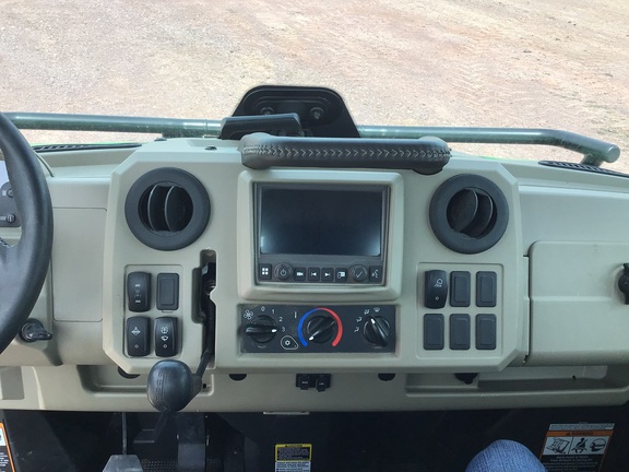 2024 John Deere XUV 835R ATV