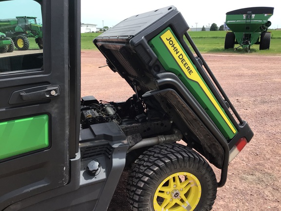 2024 John Deere XUV 835R ATV