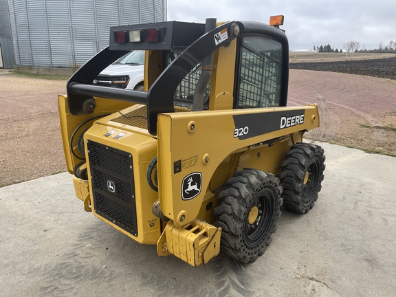 2007 John Deere 320 Skid Steer Loader