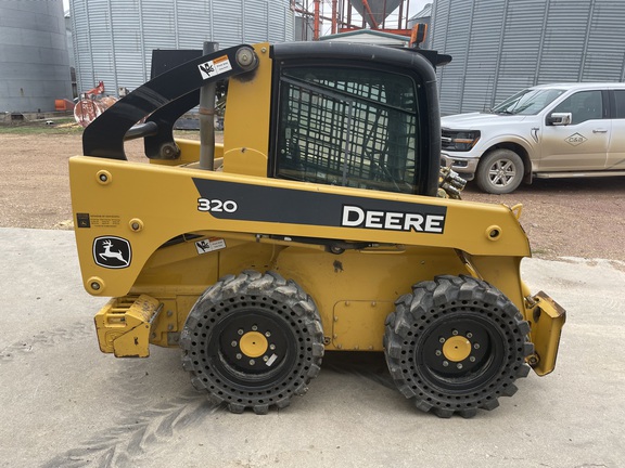 2007 John Deere 320 Skid Steer Loader