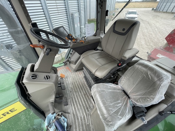 2023 John Deere 7R 350 Tractor