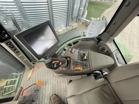 2023 John Deere 7R 350 Tractor