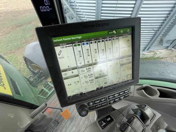 2023 John Deere 7R 350 Tractor