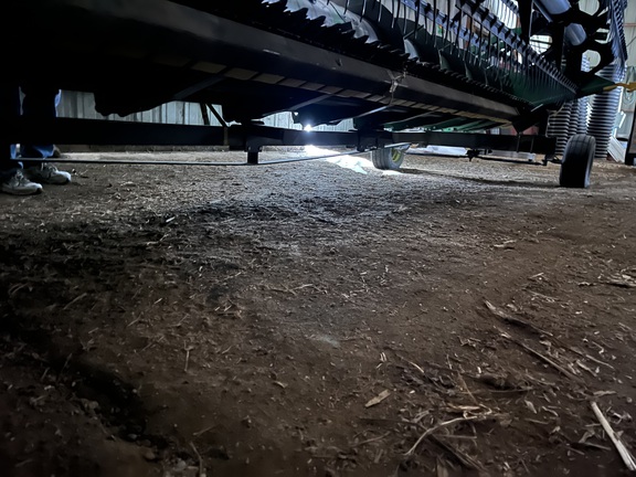 2000 Pequea 606 Header Transport