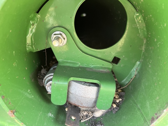 2012 John Deere 640FD Header Combine