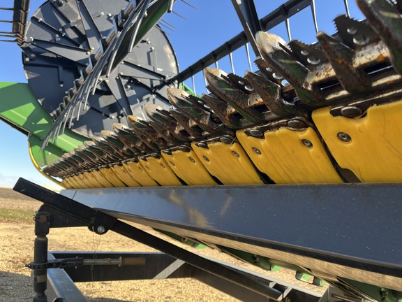 2012 John Deere 640FD Header Combine