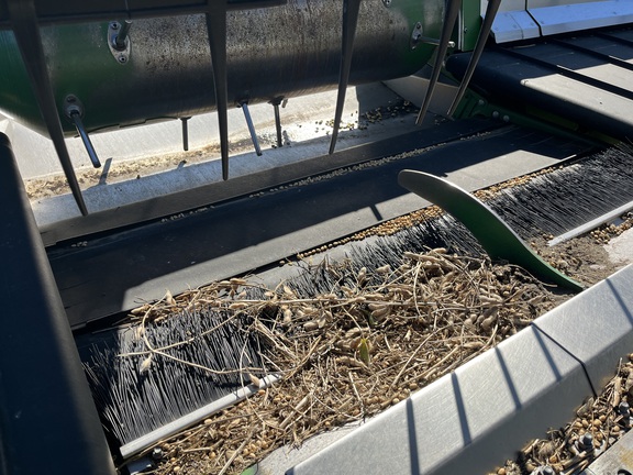 2012 John Deere 640FD Header Combine