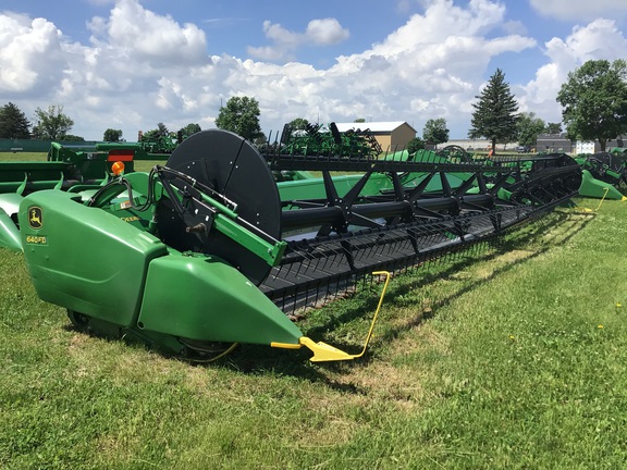 2012 John Deere 640FD Header Combine