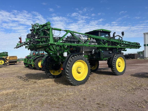 2024 John Deere 410R Sprayer/High Clearance