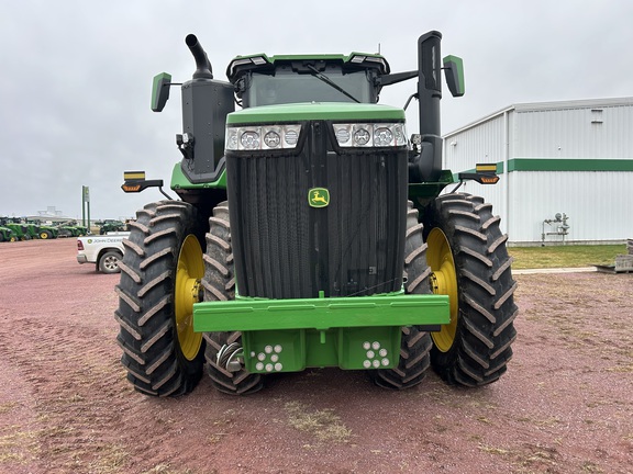 2025 John Deere 9R 390 Tractor 4WD