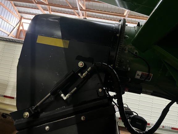 2017 Brent V1100 Grain Cart