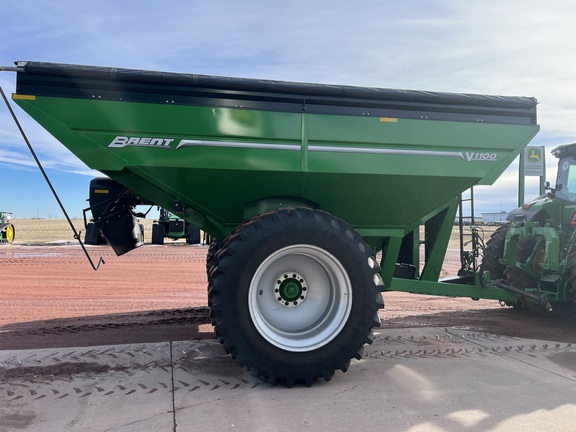 2017 Brent V1100 Grain Cart