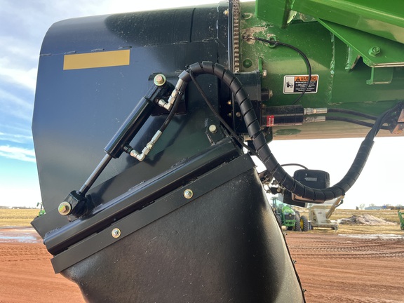 2017 Brent V1100 Grain Cart