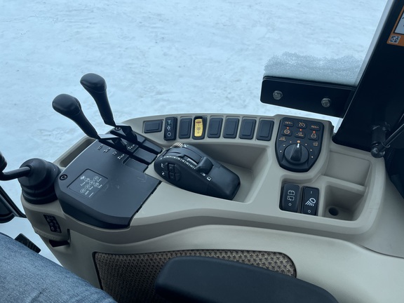 2025 John Deere 4075R Tractor Compact