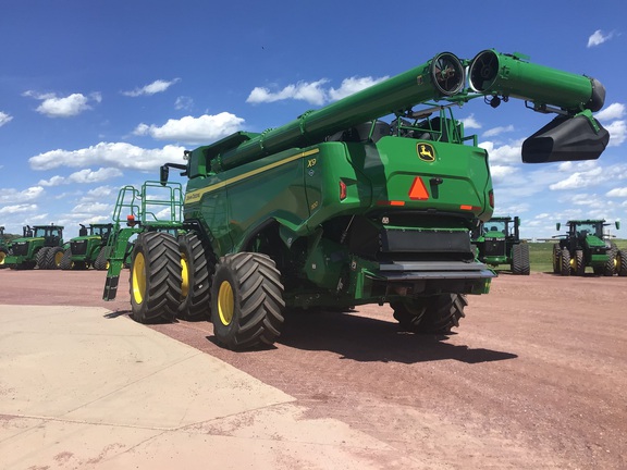 2025 John Deere X9 1100 Combine