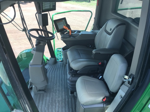 2025 John Deere X9 1100 Combine