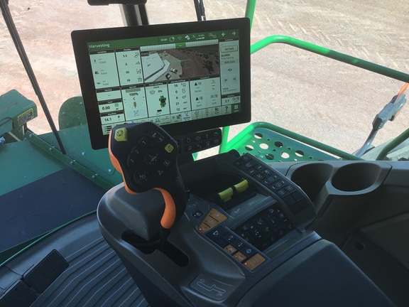 2025 John Deere X9 1100 Combine