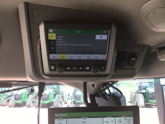 2025 John Deere X9 1100 Combine