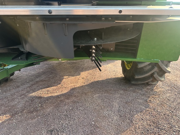 2025 John Deere X9 1100 Combine