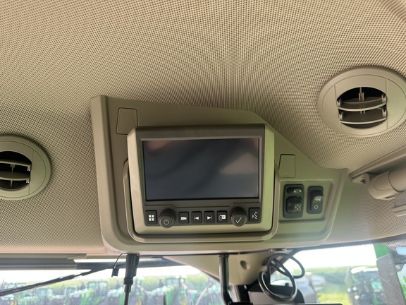 2025 John Deere X9 1100 Combine