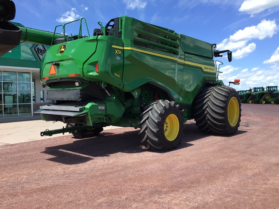 2025 John Deere X9 1100 Combine