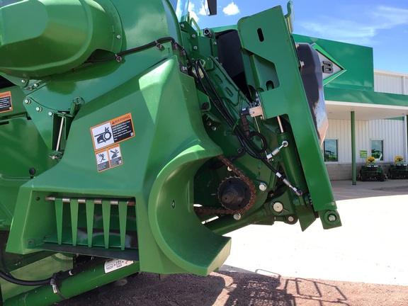 2025 John Deere X9 1100 Combine