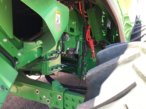 2025 John Deere X9 1100 Combine