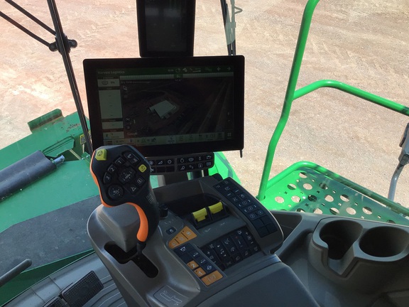 2025 John Deere X9 1100 Combine