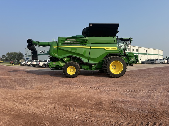 2025 John Deere X9 1100 Combine