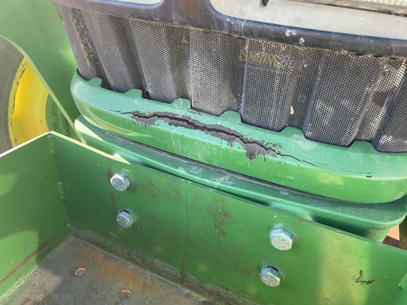 2003 John Deere 7520 Tractor