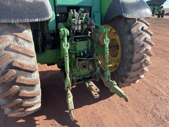 2003 John Deere 7520 Tractor