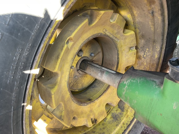 2003 John Deere 7520 Tractor