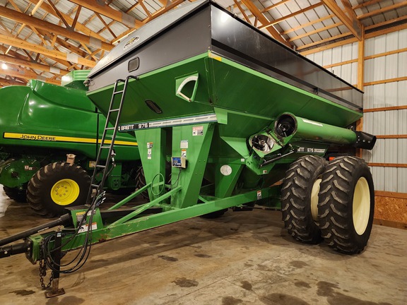 Brent 976 Grain Cart