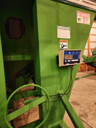 Brent 976 Grain Cart