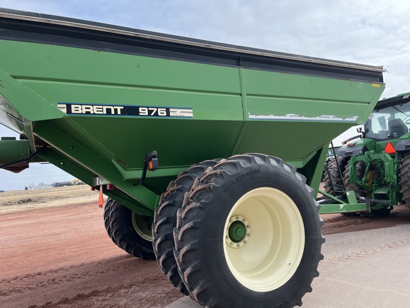 Brent 976 Grain Cart