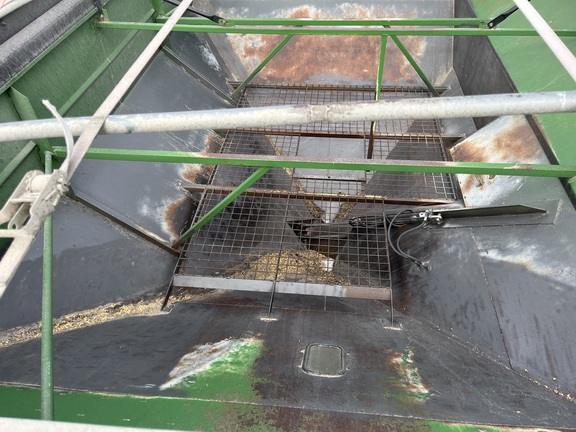 Brent 976 Grain Cart