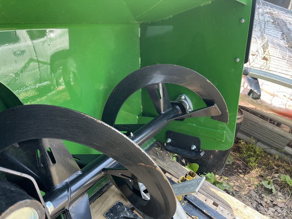 2023 John Deere 60" Snowblower L & G Attachment