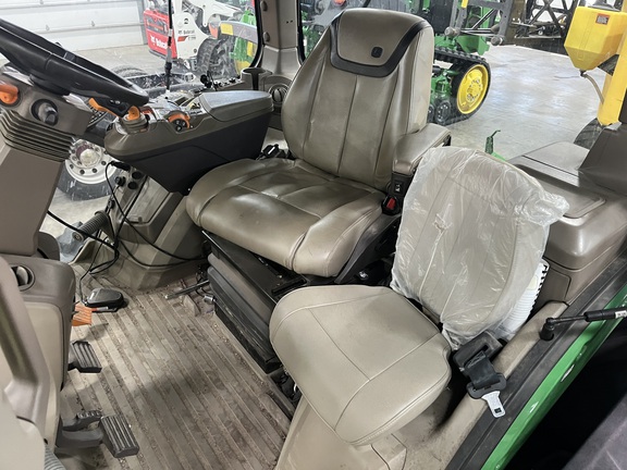 2021 John Deere 8RT 370 Tractor Rubber Track