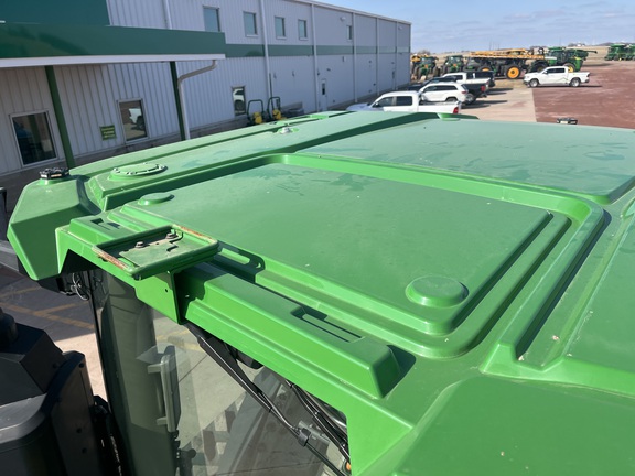 2021 John Deere 8RT 370 Tractor Rubber Track