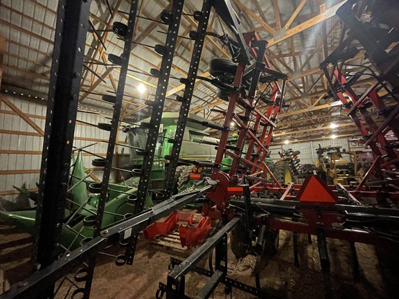 2010 Case 200 Field Cultivator