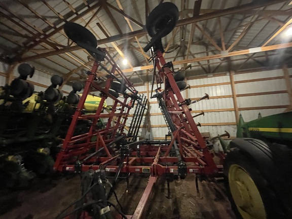 2010 Case 200 Field Cultivator