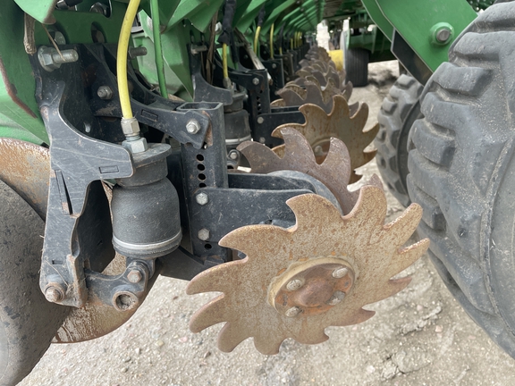 2017 John Deere DB60 Planter