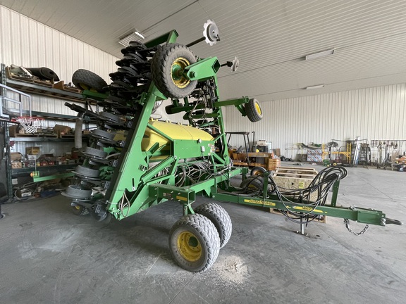 2014 John Deere 1990 Air Seeder