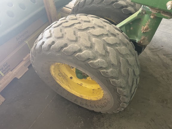 2014 John Deere 1990 Air Seeder